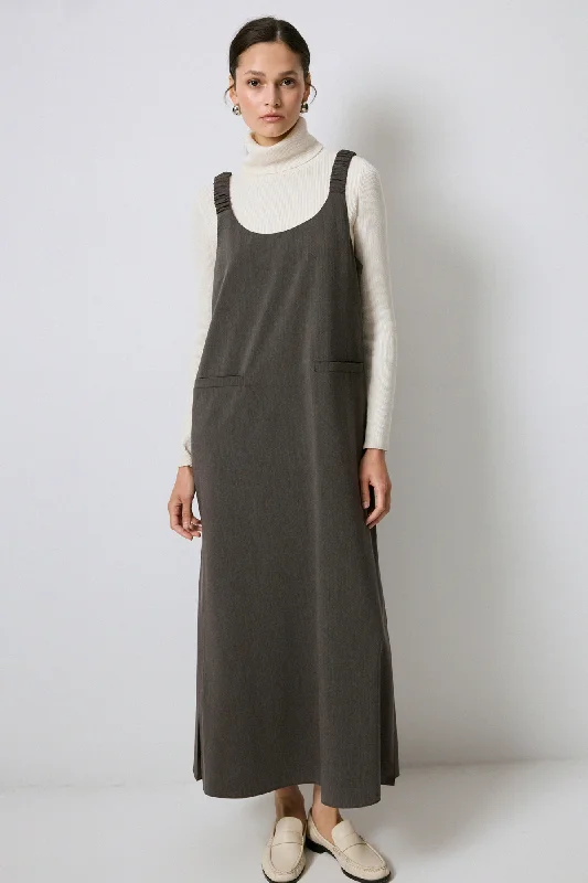 POCKET DETAIL DRESS