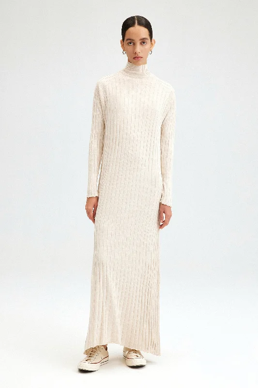 TURTLE NECK RIBBED KNIT DRESS