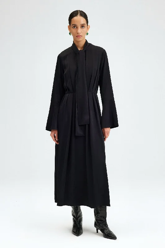 BELTED PLEATED DRESS