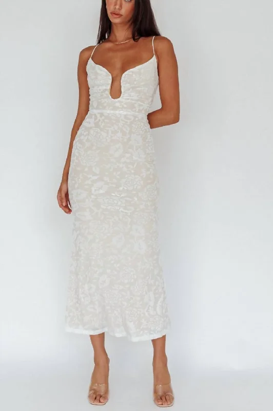 Victoria Floral Velvet Midi Dress In White Elegant Floral Appliqué Midi Dress